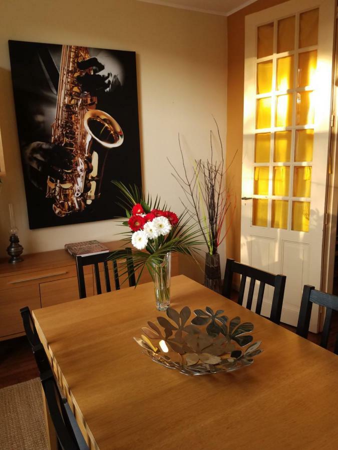 L'Enchantraine - Gite Tout Confort Et Tarif Tout Inclus - Appartement Spacieux Et Accueillant Sur Épinal Buitenkant foto