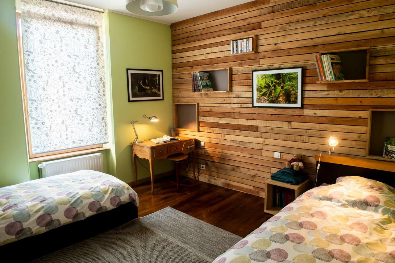 L'Enchantraine - Gite Tout Confort Et Tarif Tout Inclus - Appartement Spacieux Et Accueillant Sur Épinal Buitenkant foto